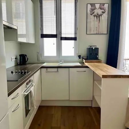 Cozy Pour Decouvrir Paris. Issy-les-Moulineaux