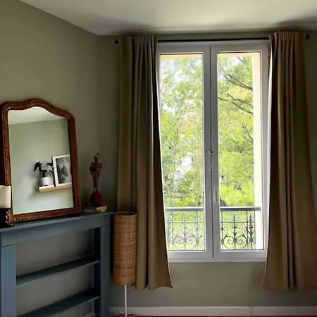 Cozy Pour Decouvrir Paris. Apartment Issy-les-Moulineaux