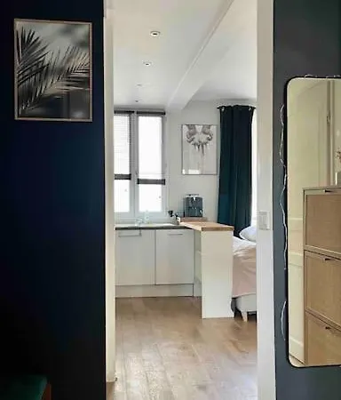 Cozy Pour Découvrir Paris. *