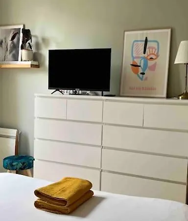 Cozy Pour Decouvrir Paris. Issy-les-Moulineaux